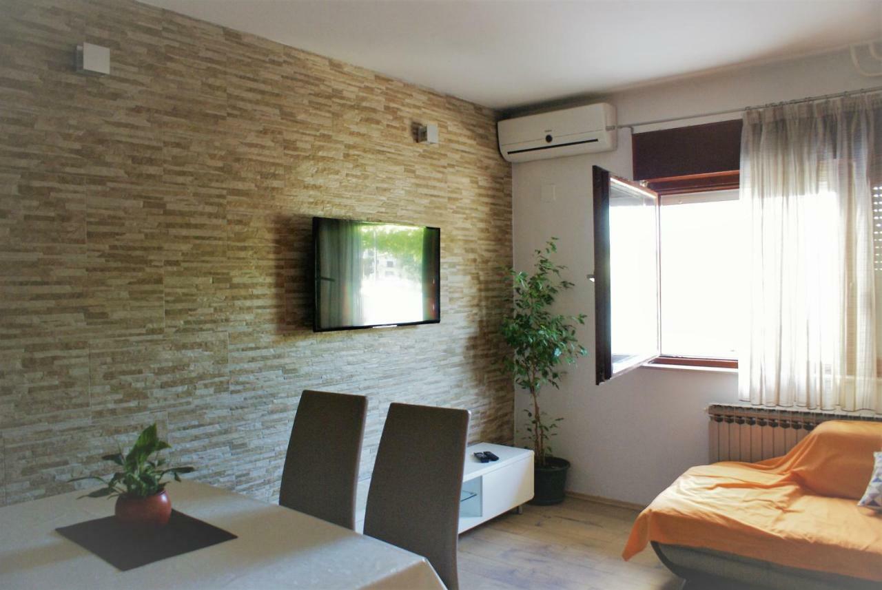 Apartments Villa Judita Blace Exterior foto